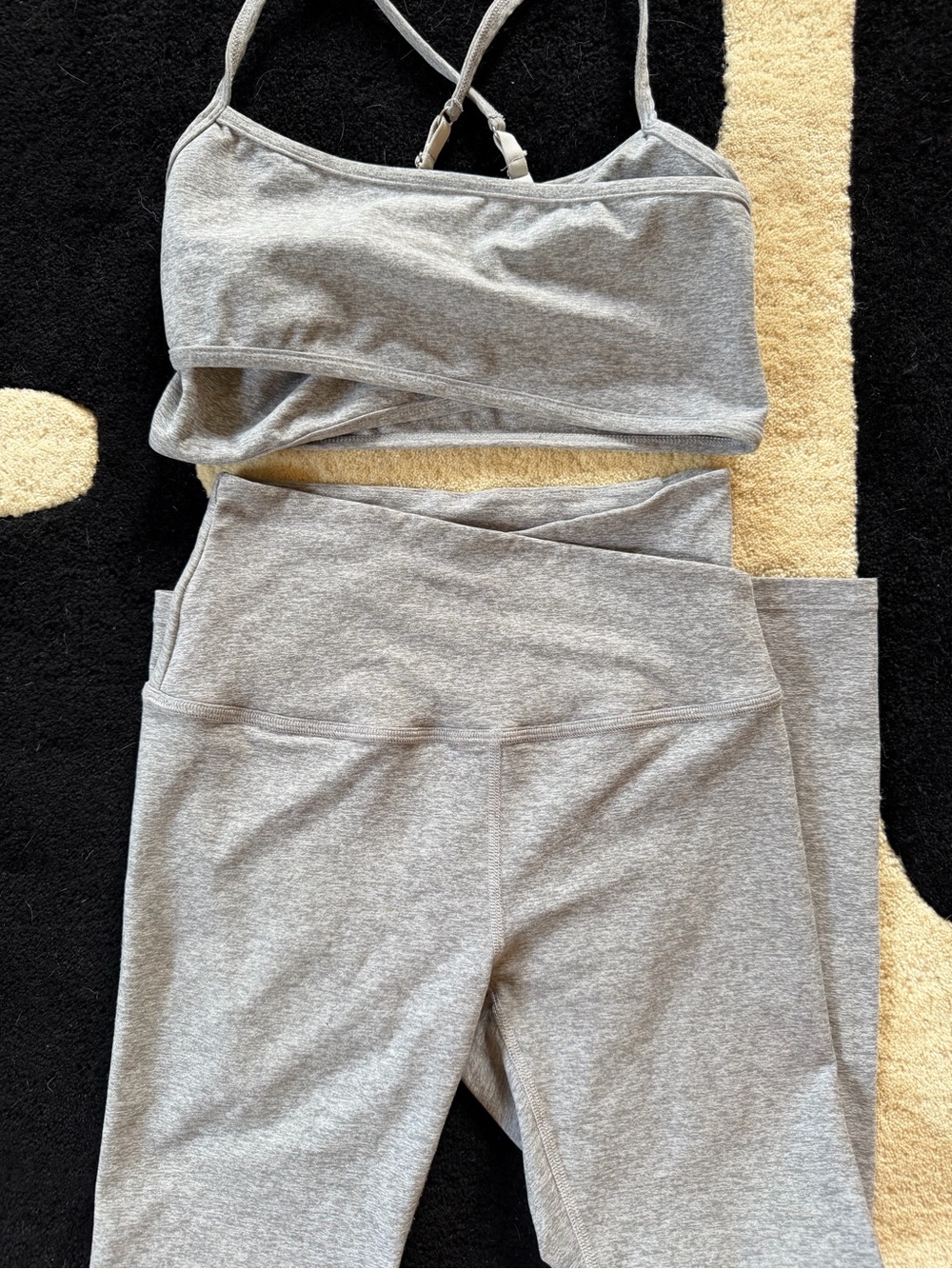Beyond Yoga Gray Seamless Crossover Leggings and Bralette Set